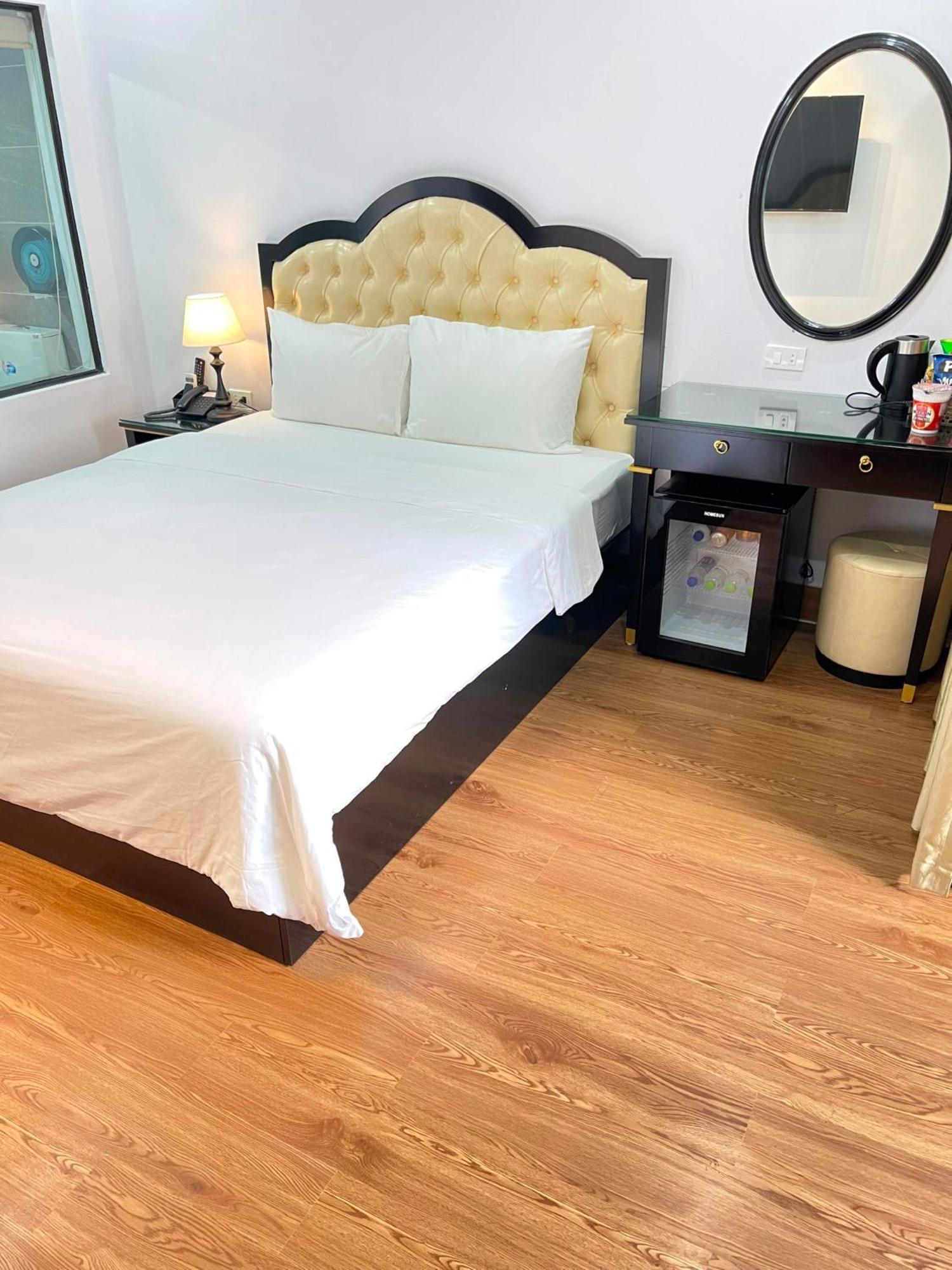 Nhat Tan Hotel Hà Nội Ngoại thất bức ảnh